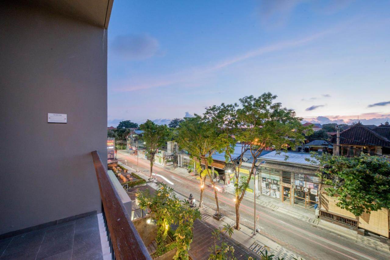 The One Legian Hotel Exterior photo